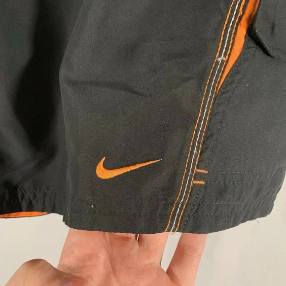 Nike Swim Trunks Men's Medium Grey Orange Lined Drawstring Pockets - Picture 2 of 8